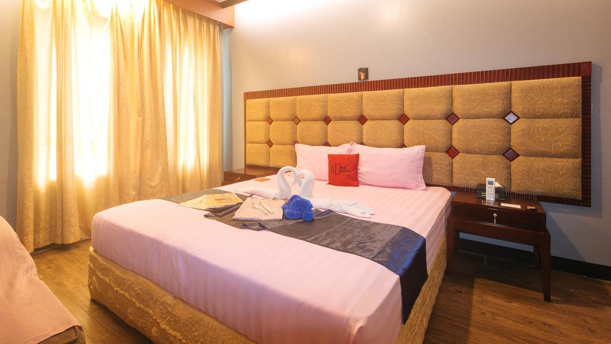 Reddoorz Premium At Jjimjbang Hotel Spa Manila Zewnętrze zdjęcie