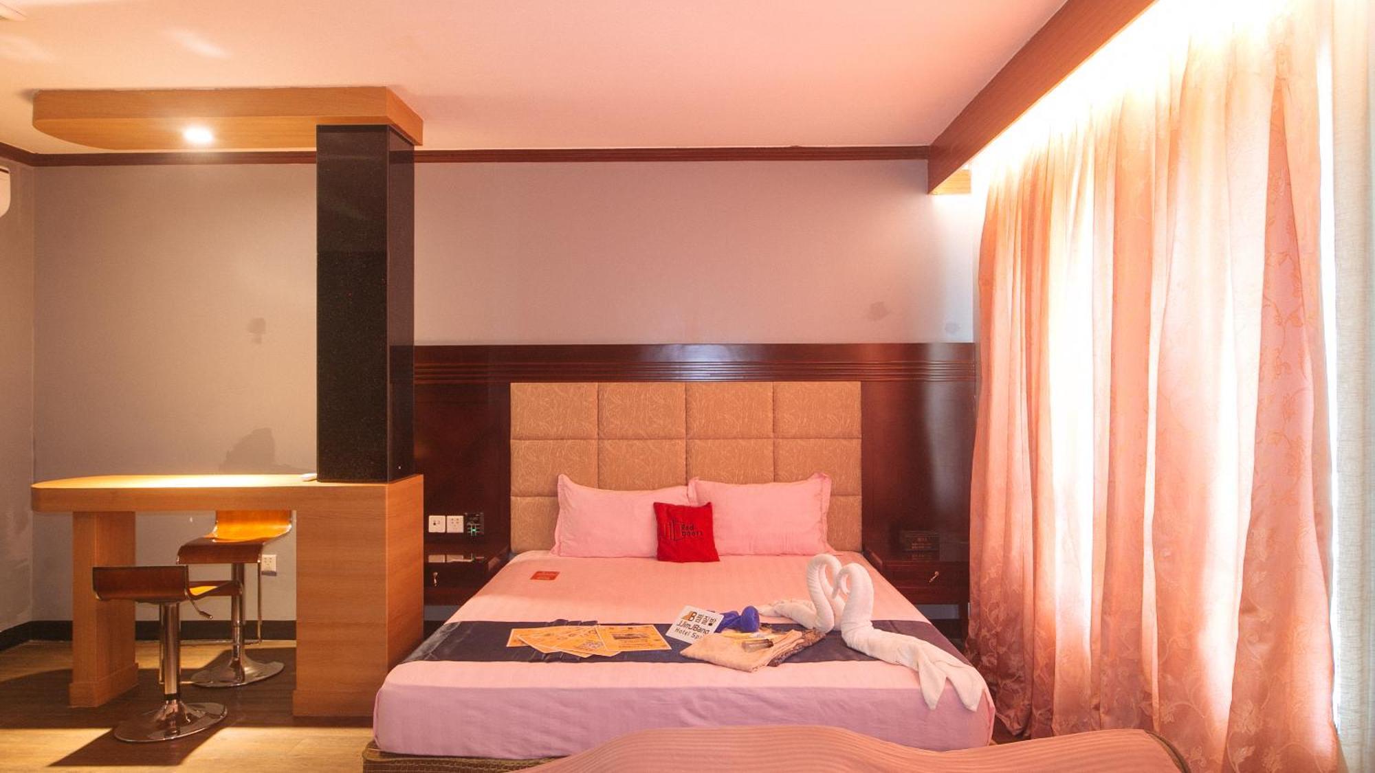 Reddoorz Premium At Jjimjbang Hotel Spa Manila Zewnętrze zdjęcie